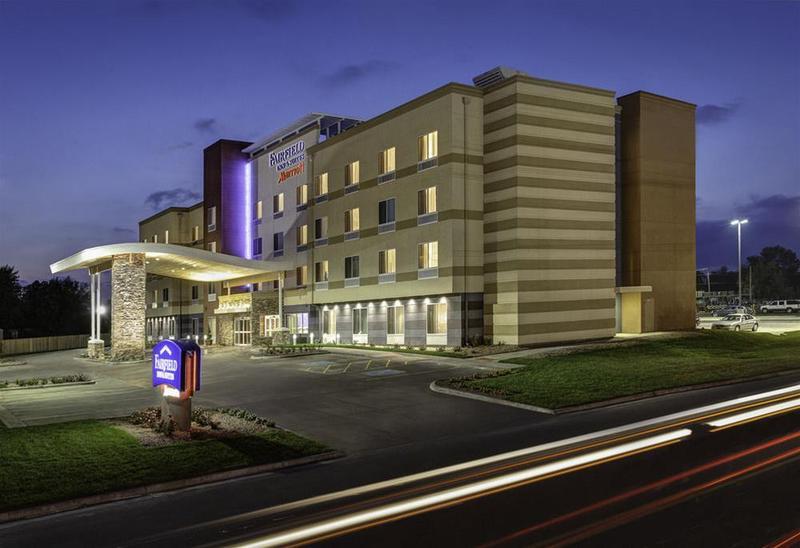 Fairfield Inn & Suites By Marriott Omaha West 3* Omaha